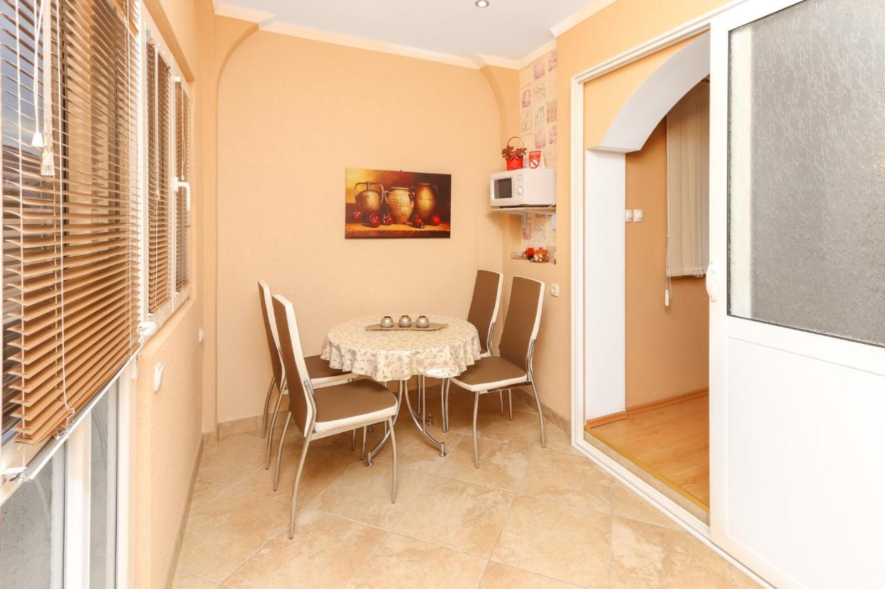 Villa Lastva Apartments Tivat Buitenkant foto