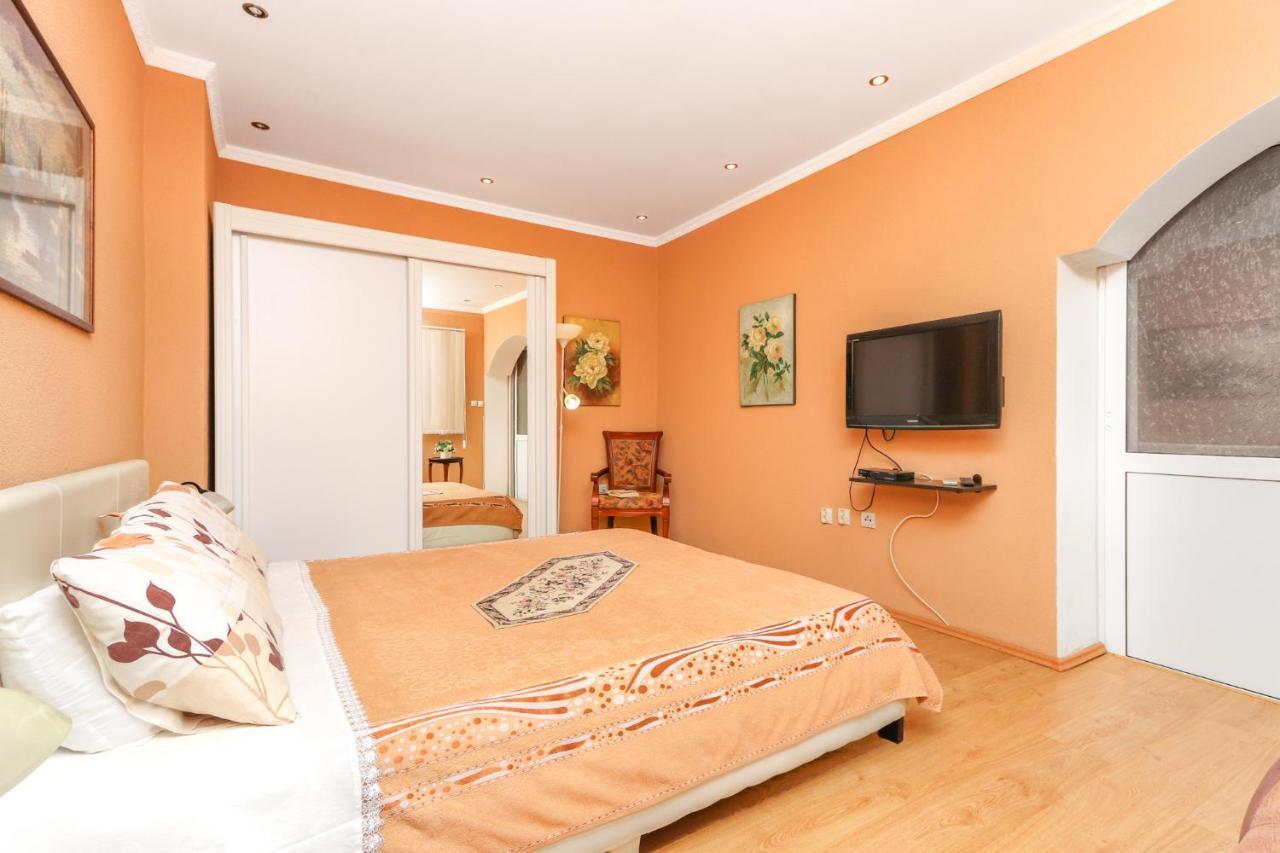 Villa Lastva Apartments Tivat Buitenkant foto