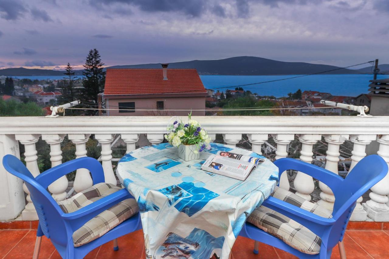 Villa Lastva Apartments Tivat Buitenkant foto