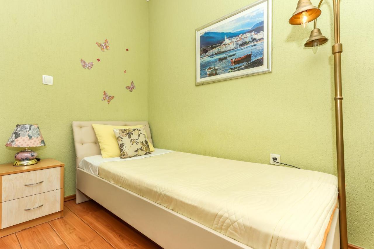 Villa Lastva Apartments Tivat Buitenkant foto